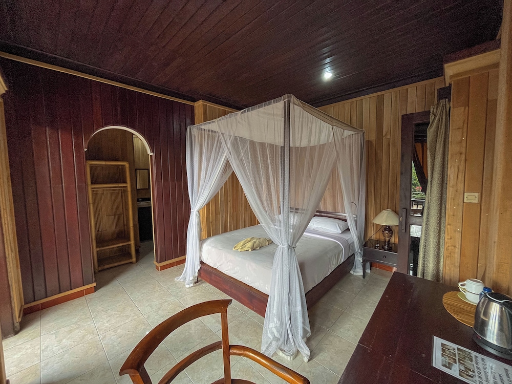 Standard Double or Twin Room, Balcony, Mountain View