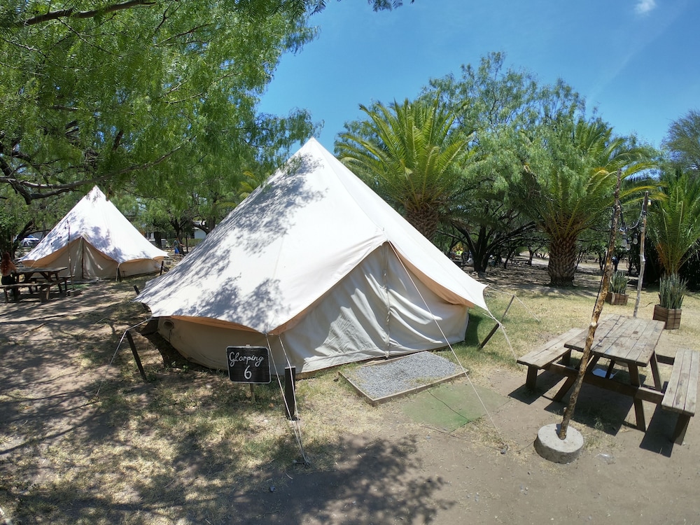 Luxury Tent, 2 Double Beds, Mountain View photo 1
