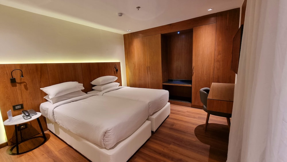 Executive Room, Balcony