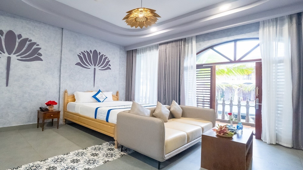 Premium Room, Pool View - Photo 2