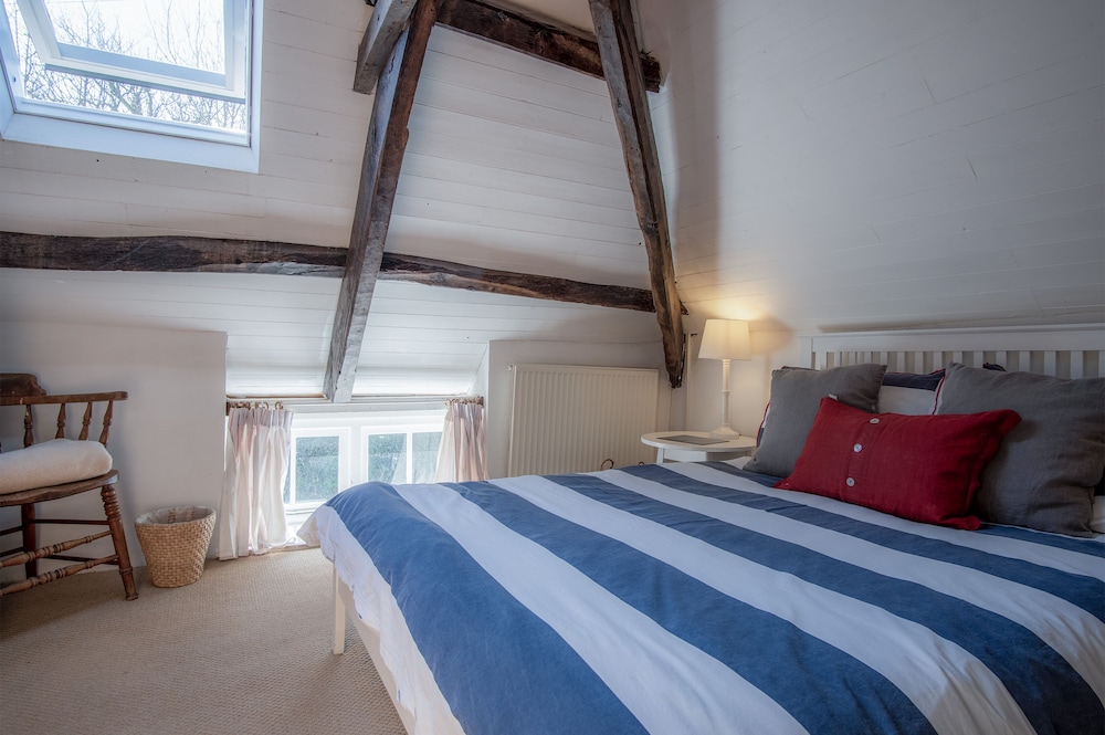 Cottage (2 Bedrooms) photo 2