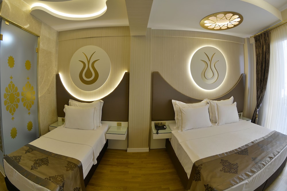 Superior Room (Triple) photo 2