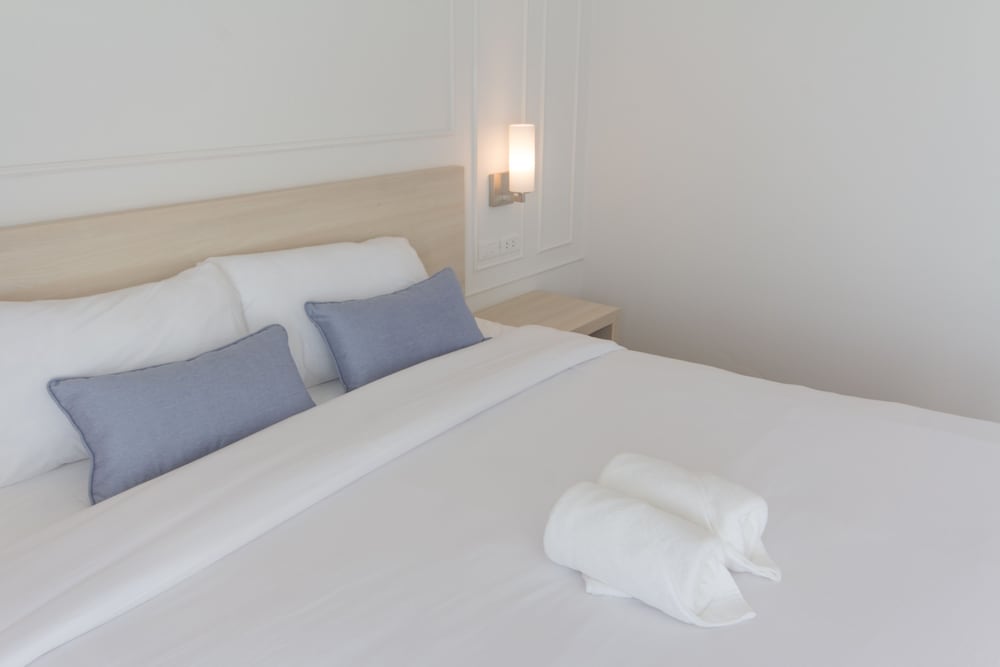 Superior Room, 1 King Bed - Photo 6