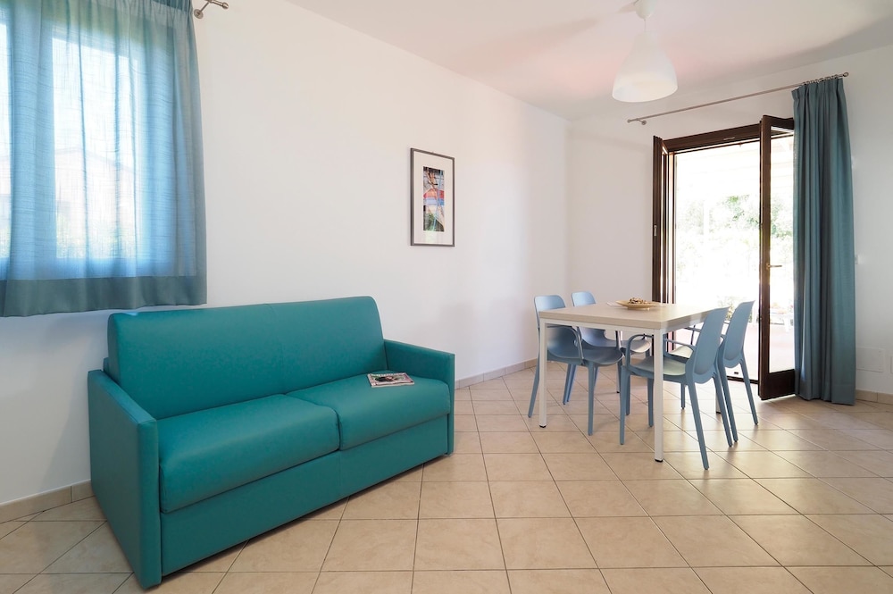 House, 2 Bedrooms