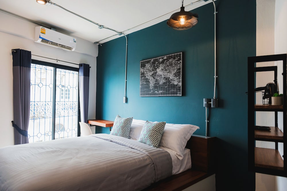 Double Room, 1 Queen Bed, Private Bathroom