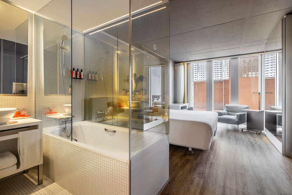 Superior Room (Nhow) photo 2