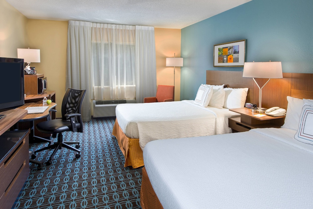 Room, 1 Double Bed - Photo 2