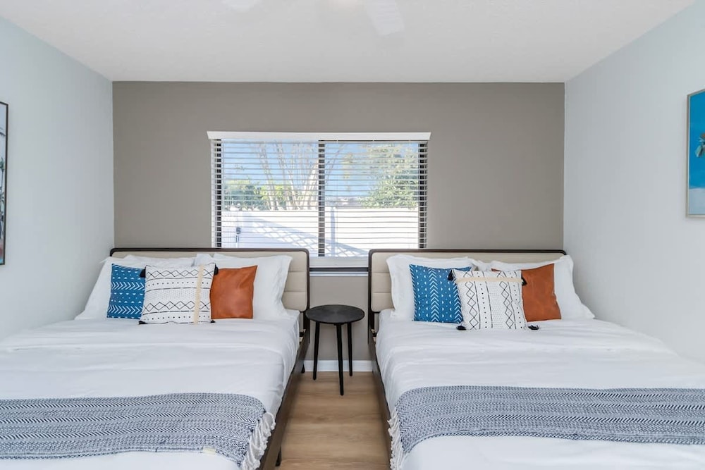 Sjov Familievenlig Modern Strandhjem Med Pool, Billede 32