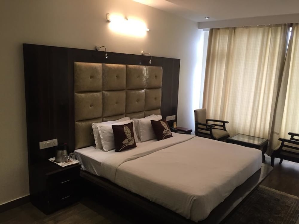 Premium Room - Photo 3