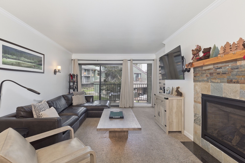 Condo, 1 Bedroom