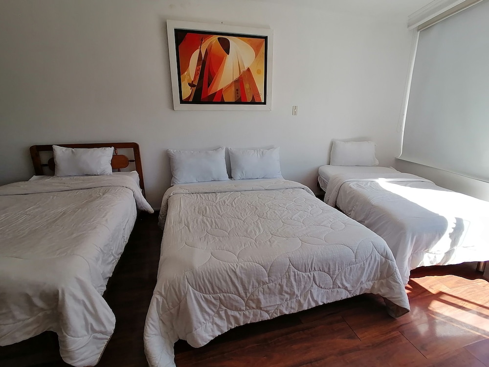 Club Quadruple Room photo 2