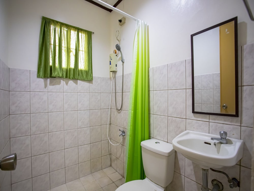 Deluxe Double Room - Photo 8