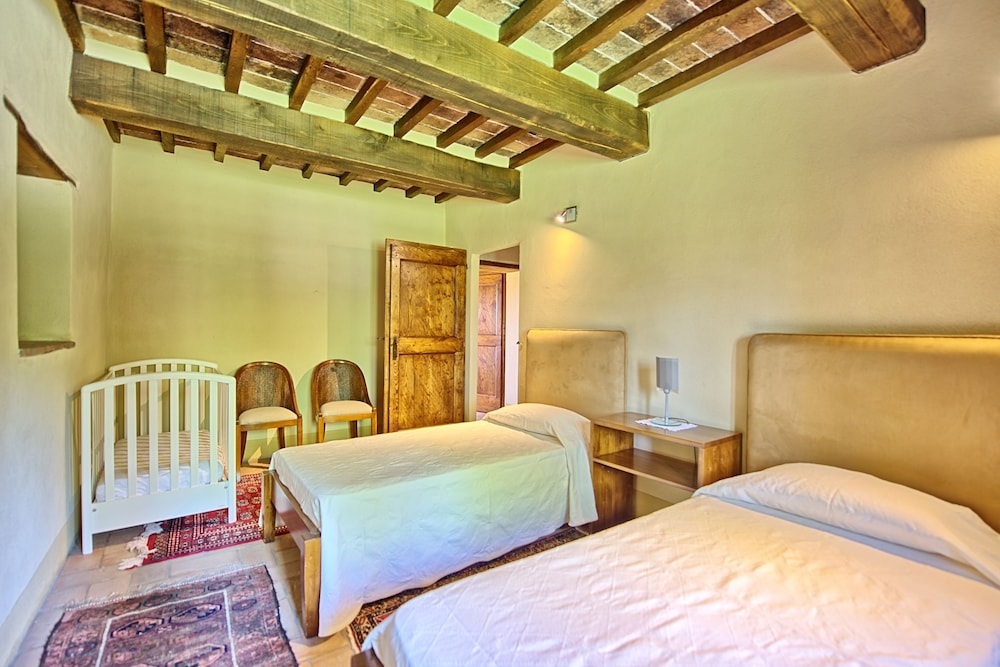 Panoramic Villa, 4 Bedrooms (Col Di Forche) photo 3