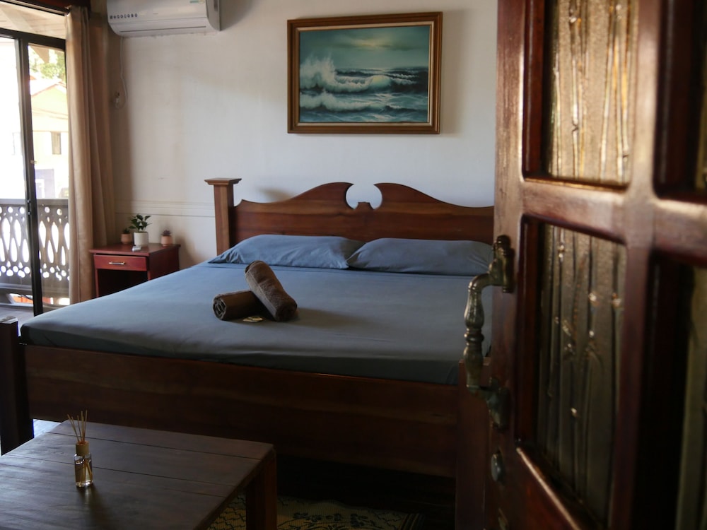 Comfort Room, Beach View