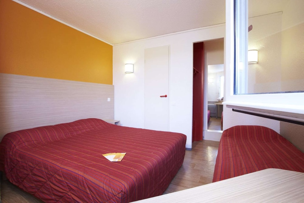 Standard Room, Multiple Beds