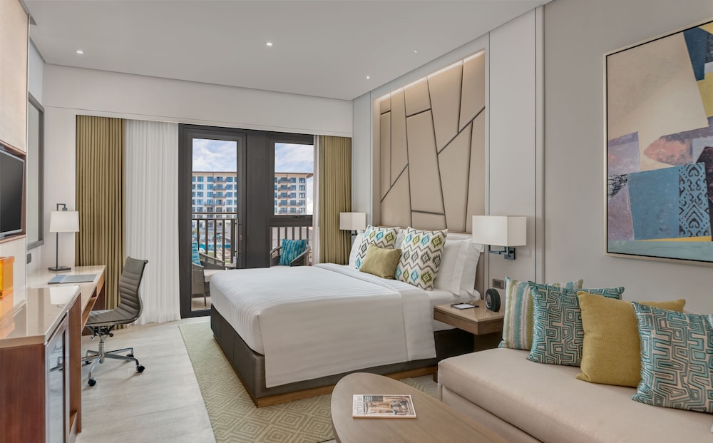 D'Luxe Room Twin Pool View