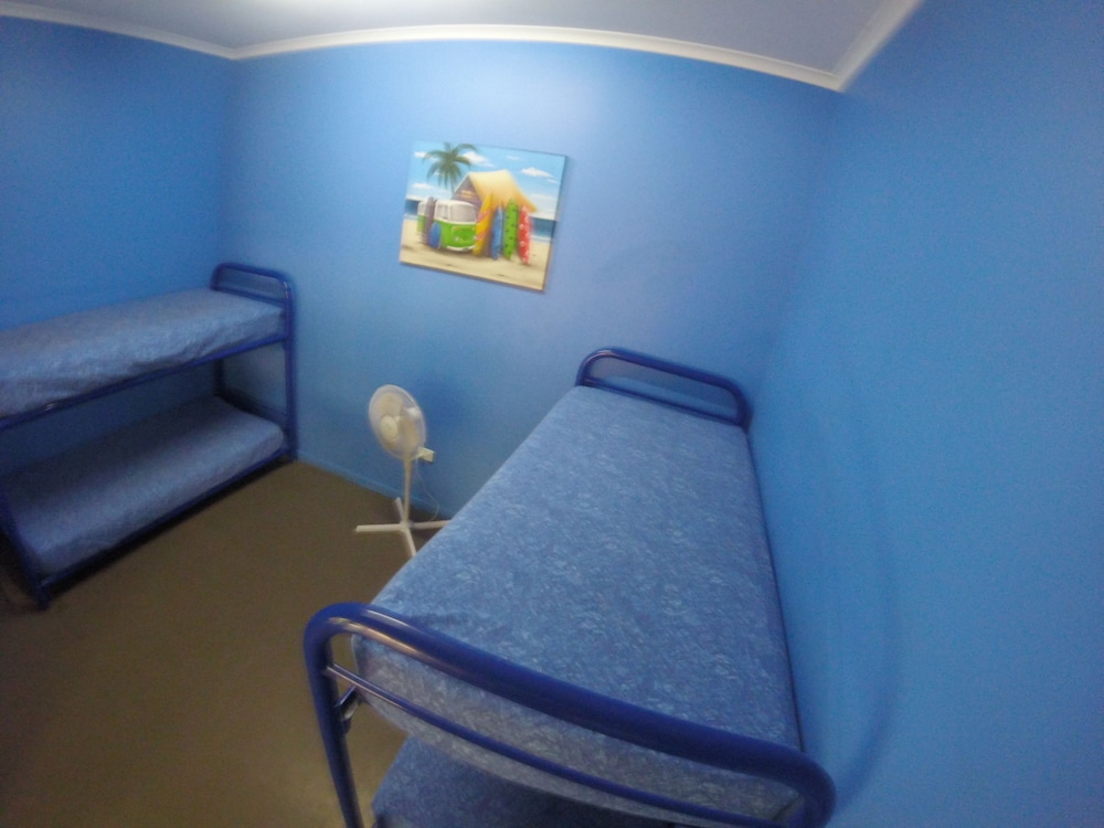 1 Bed in a Four Bed Fan Cooled Dorm Room Mixed photo 3