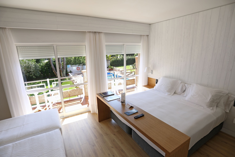 Habitación Doble (con Dos Camas Extras)