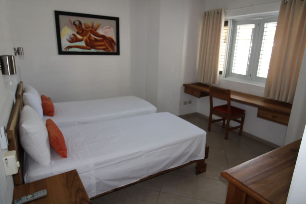 Apartment, 2 Twin Beds, Pool View photo 2