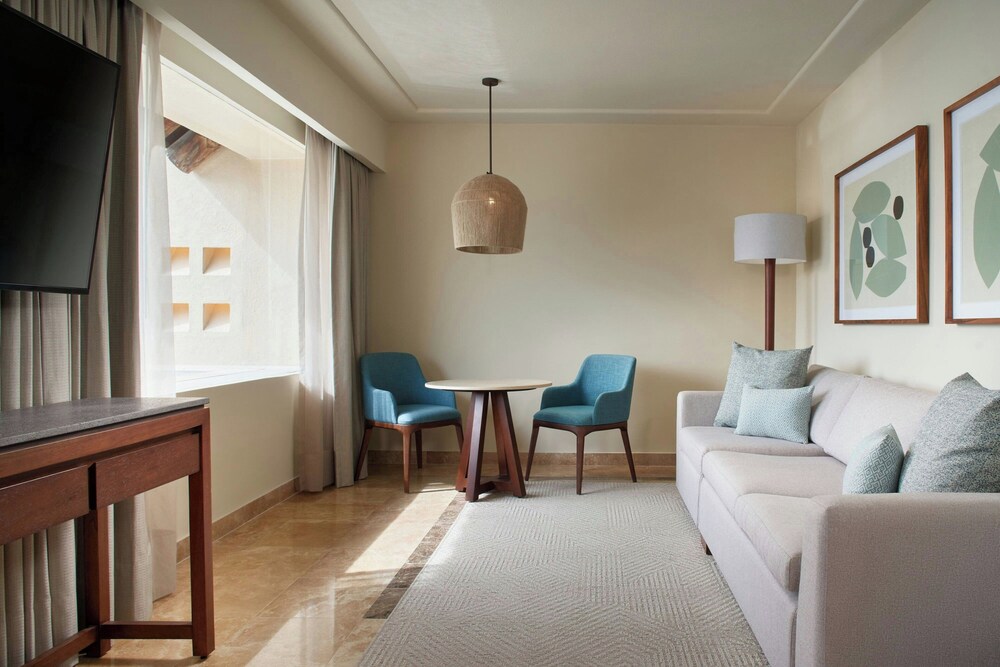 Panoramic Suite, 1 King Bed with Sofa bed, Ocean View