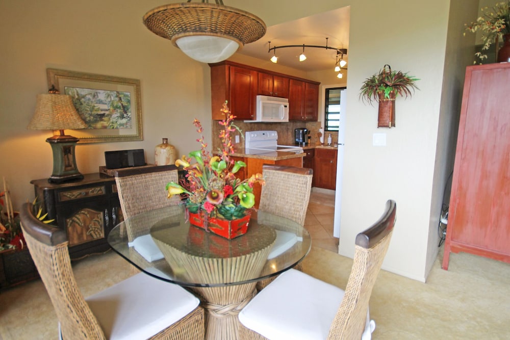 1 Bedroom, 1 Bath, Oceanfront photo 2