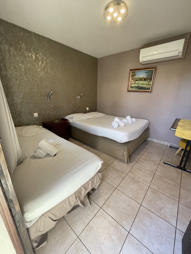 Comfort Studio, Multiple Beds, Non Smoking, photo 6