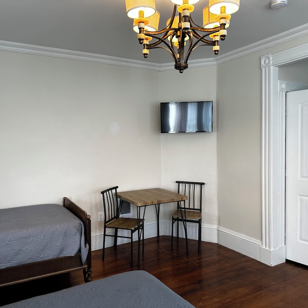 Unit 15 photo 1