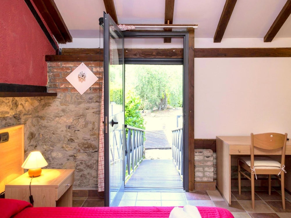 Classic Cottage, 2 Bedrooms photo 1
