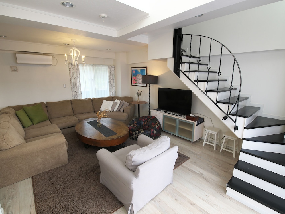 Maisonette Condominium with 2 Floors and Balcony, Non Smoking photo 1