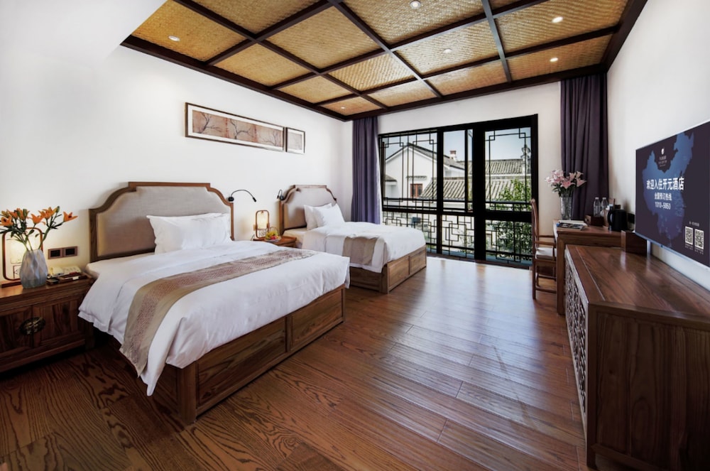 Deluxe Twin Room photo 1