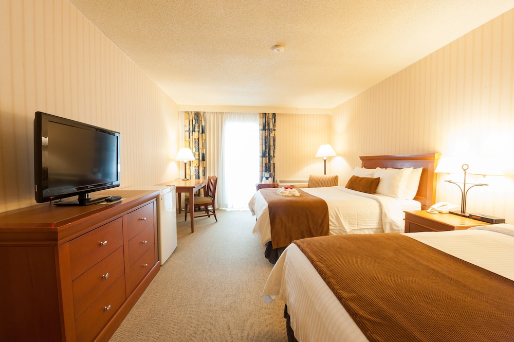 Standard Room, 2 Double Beds photo 3