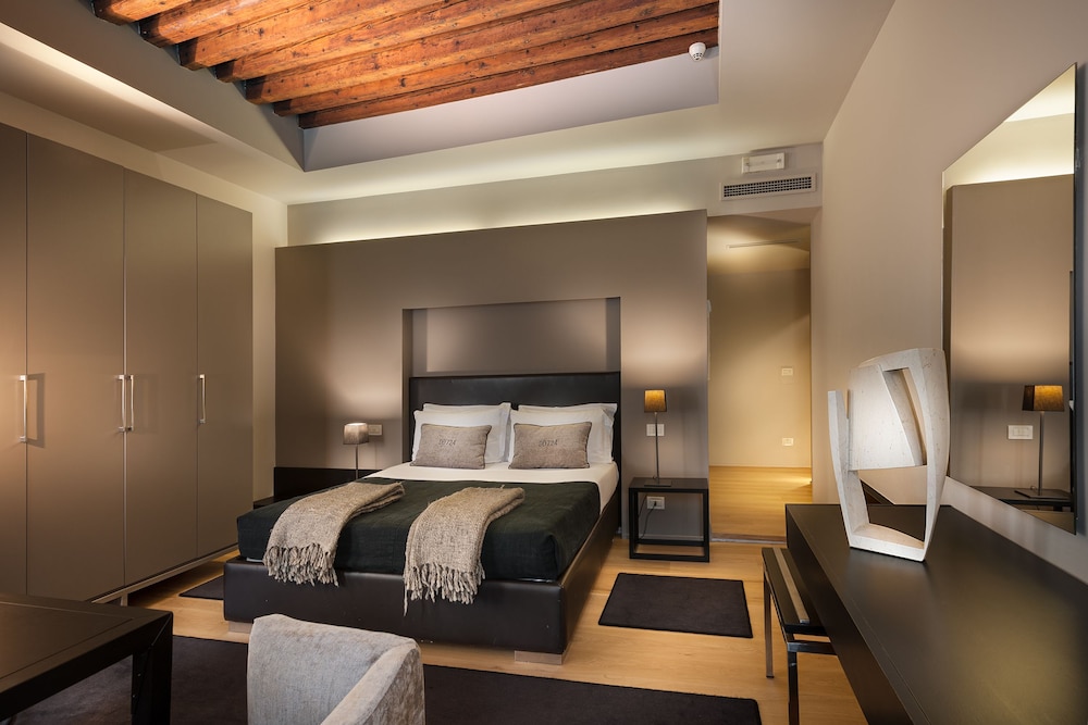 Double Room (Charming) photo 2