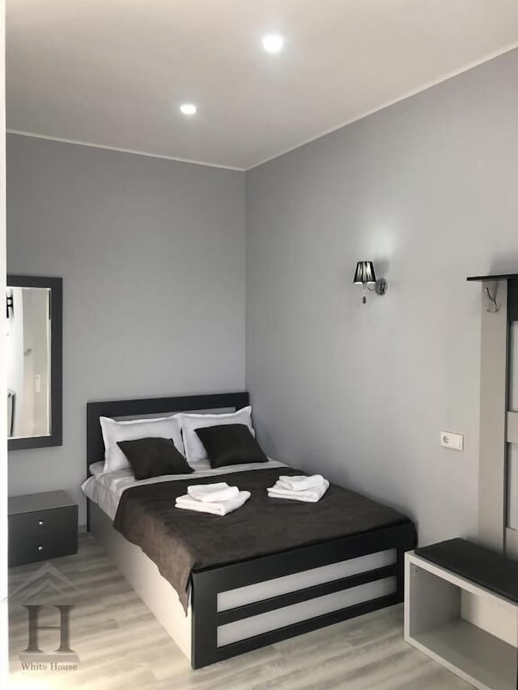 Standard Triple Room photo 2