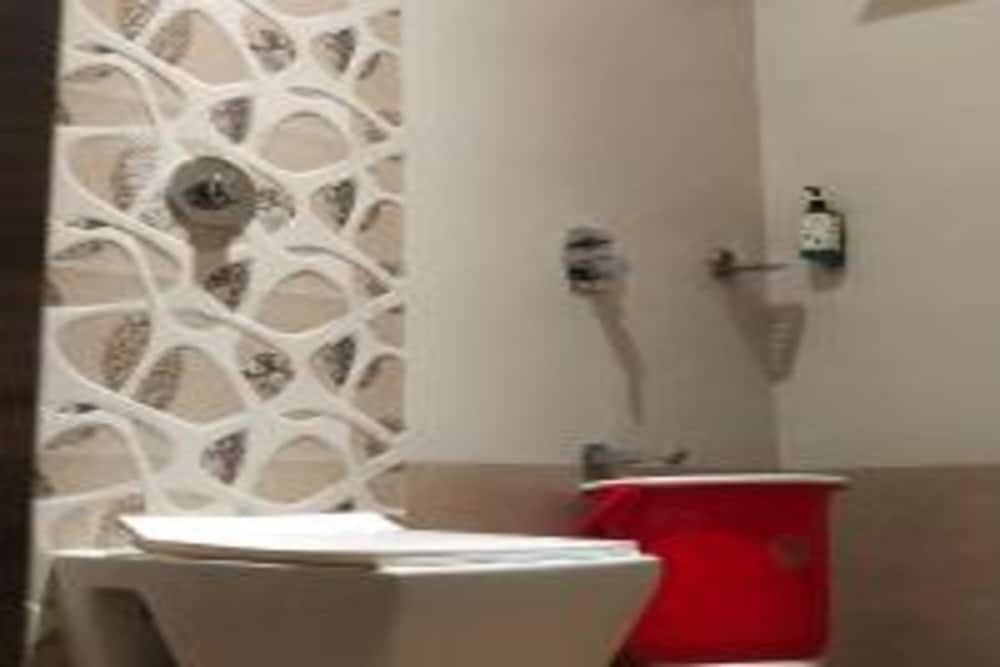 Super Deluxe Room - Photo 5
