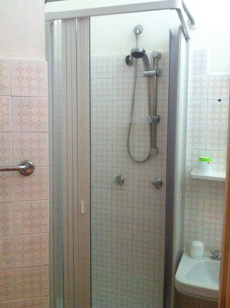 Standard Single Room photo 2