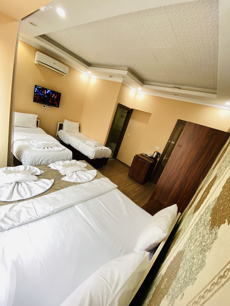Standard Quadruple Room photo 3