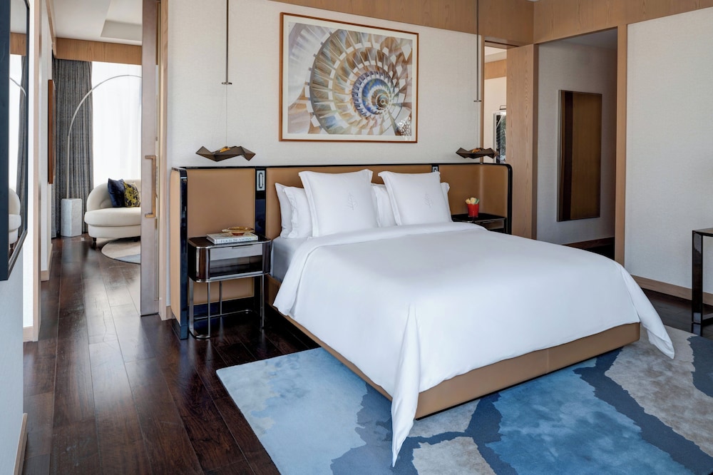 Suite, 1 Bedroom, Terrace thumbnail 6