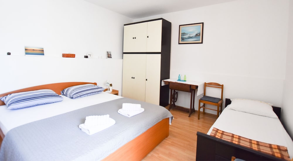 Apartment (A1)