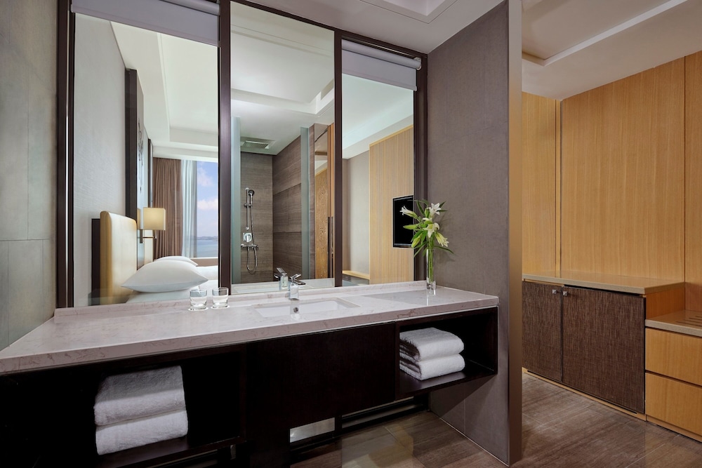 Room, 2 Double Beds, Ocean View - Photo 2