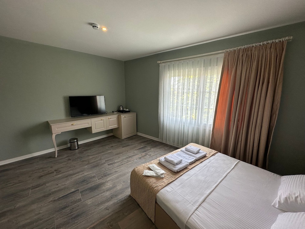 Classic Double Room - Photo 7