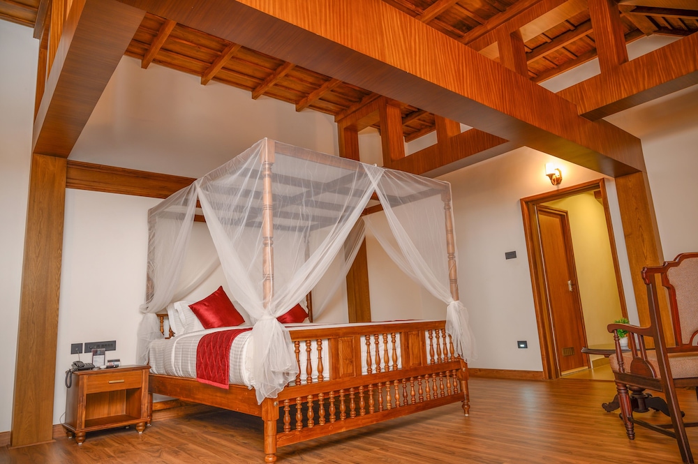 Royal Room - Photo 2