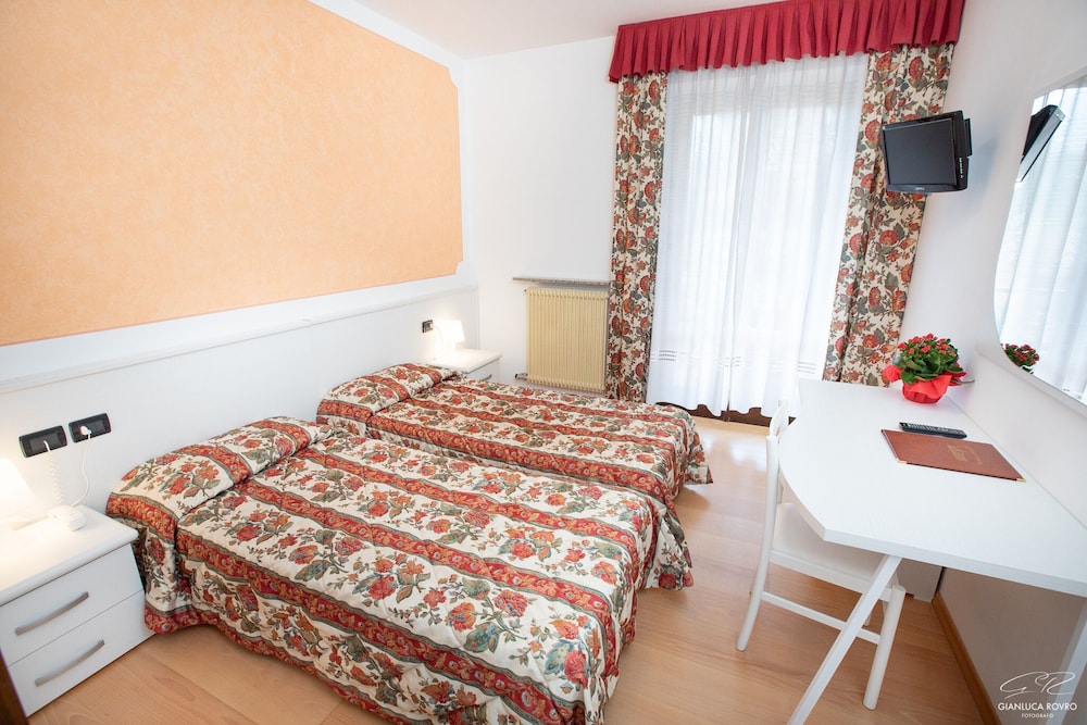 Classic Double or Twin Room