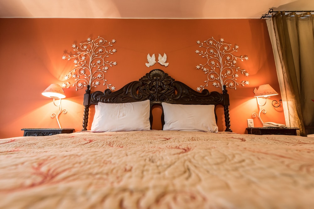Deluxe Room, Multiple Beds, Garden View photo 2