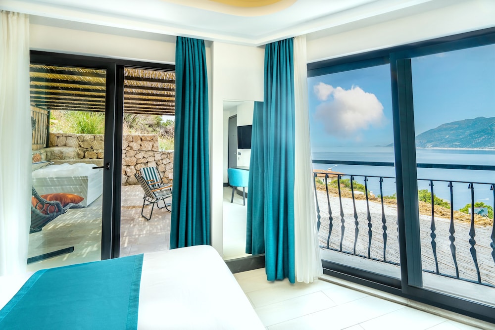 Luxury Room, Jetted Tub, Sea View