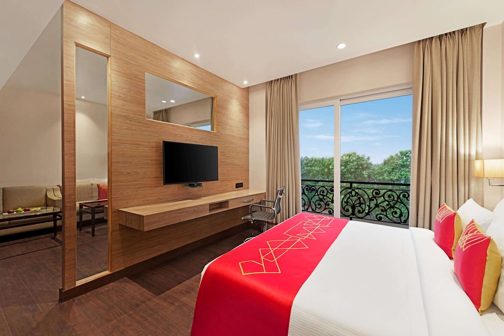Premier Suite, 1 King Bed, Non Smoking