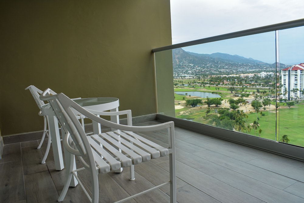 Deluxe Golf View King - Photo 1