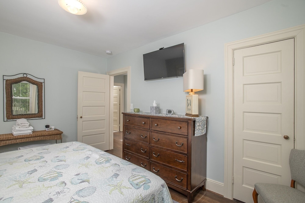 House, 4 Bedrooms photo 2