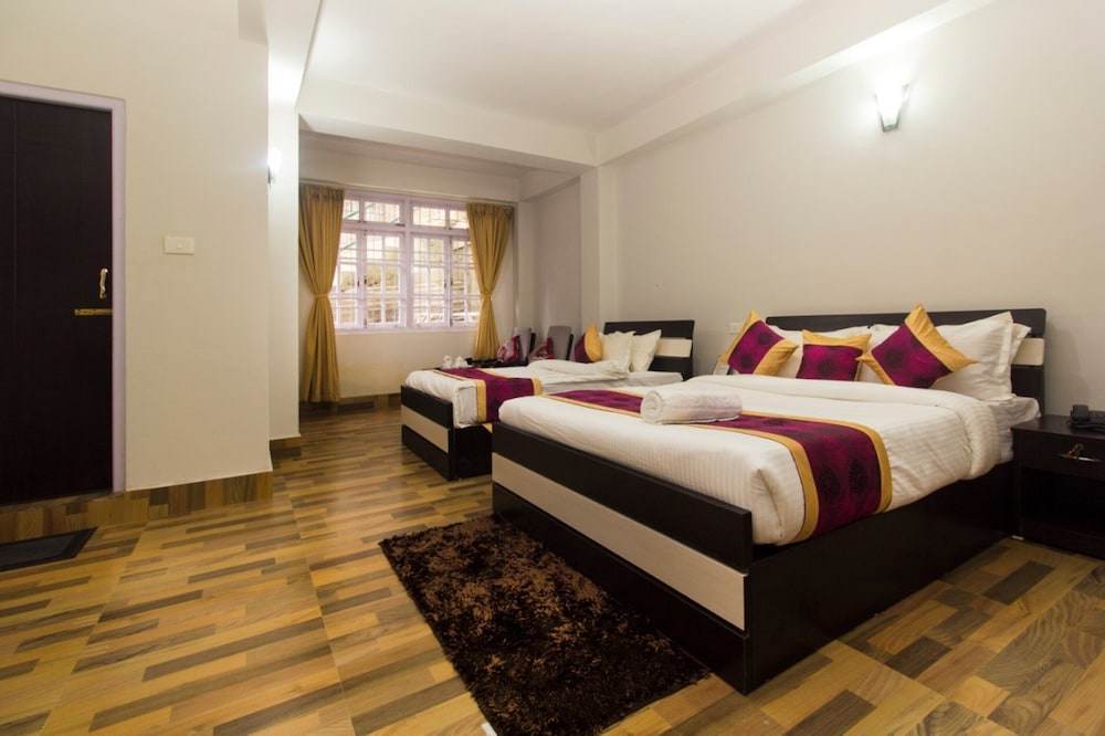 Deluxe Triple Room - Photo 1