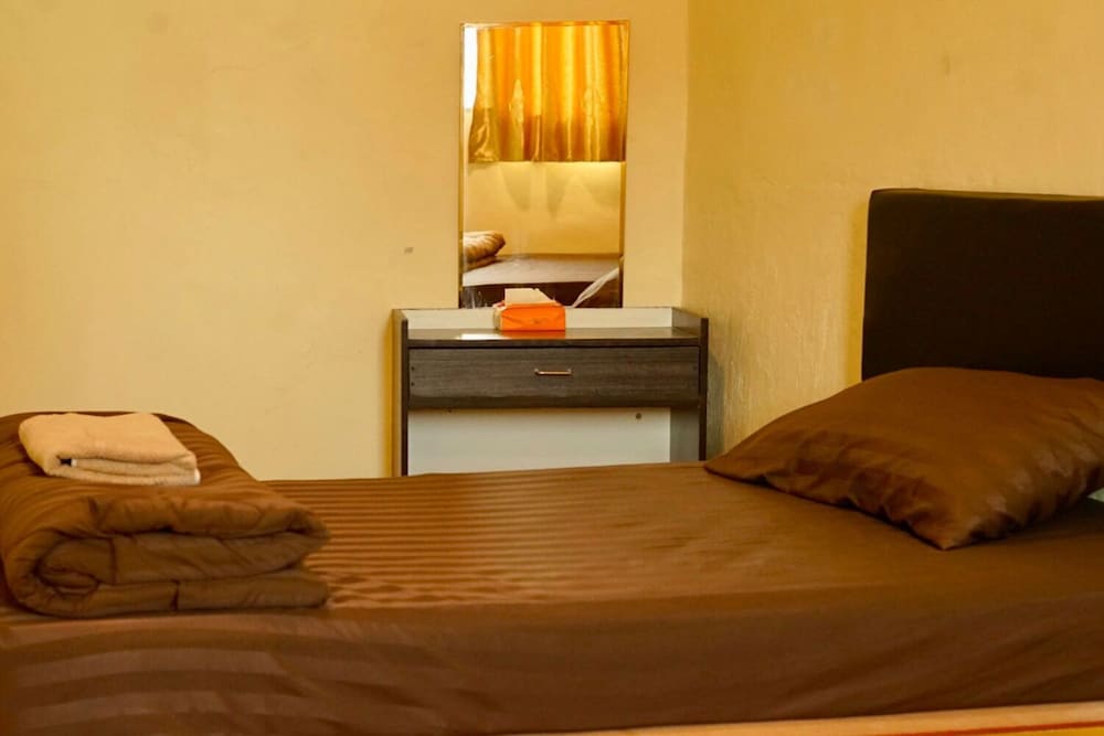 Standard Triple Room photo 3