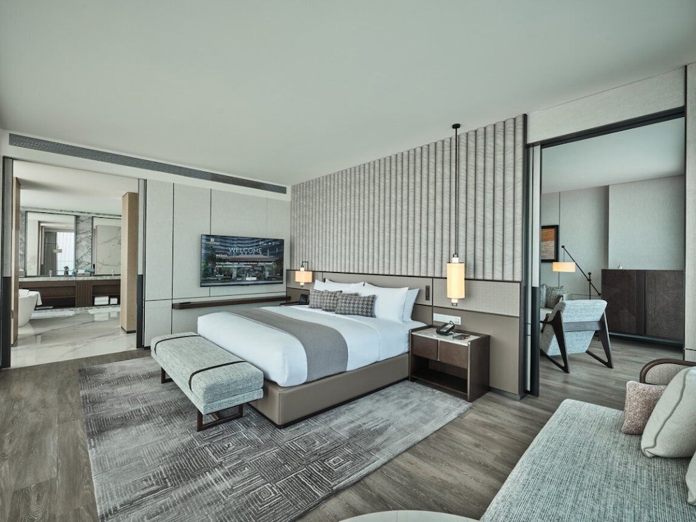 City Icon·Sea View Suite (Zhuhai Fisher Maiden Statue, Opera House & HZM Bridge)